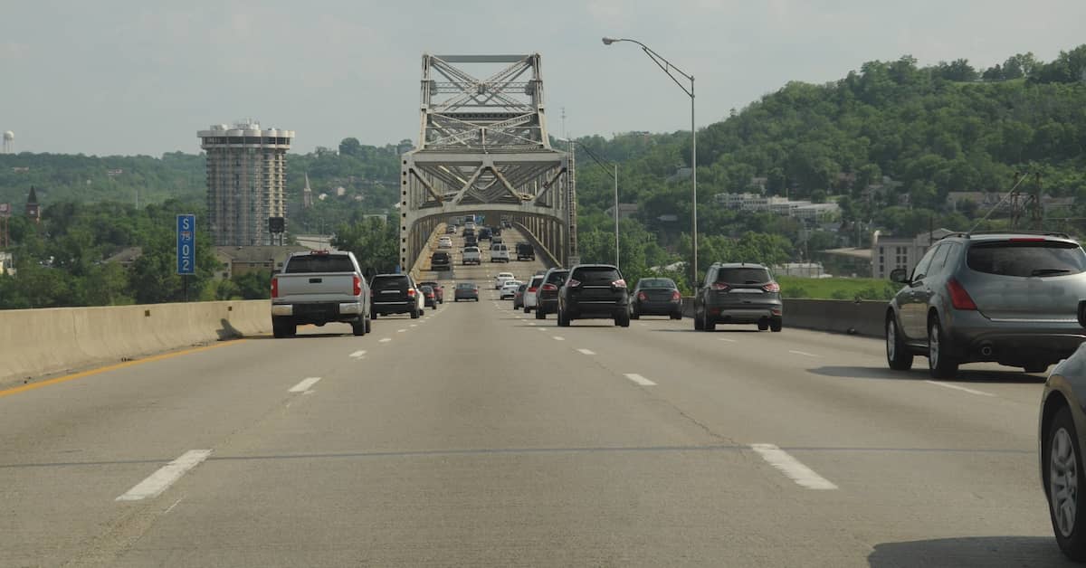 Cars crossing the Brent Spence Bridge over the Ohio River heading south out of Cincinnati | Colombo Law